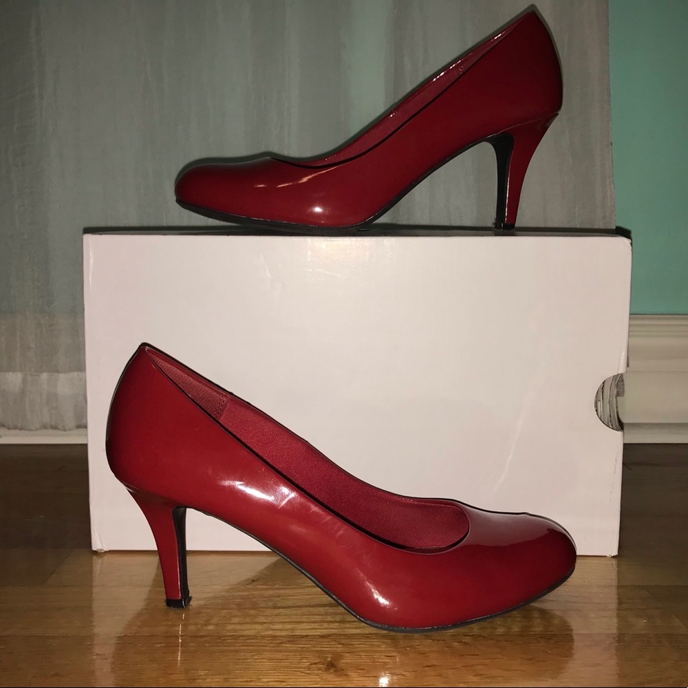 Red Heels - size 7.5